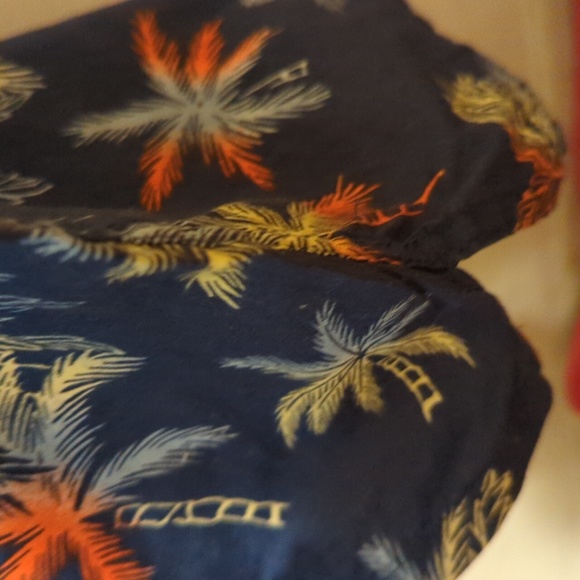 Rip curl button down shirt palm trees size medium - Picture 7 of 7